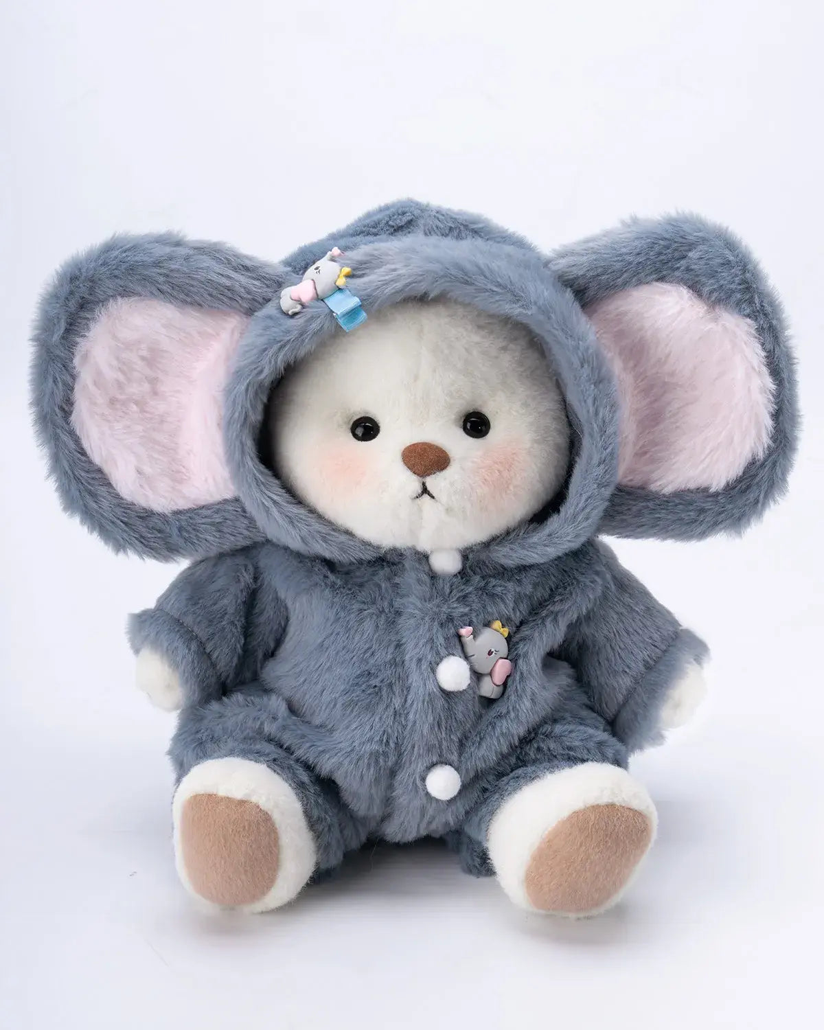 Ellie, the Gentle Safari Bear Bibubears
